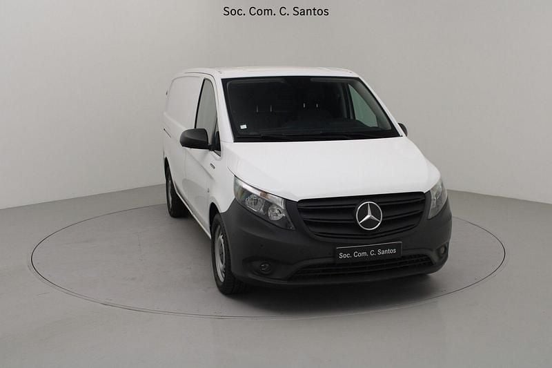 Usado Mercedes e-Vito 83 kW (113 HP) 2022 Branco Monovolume