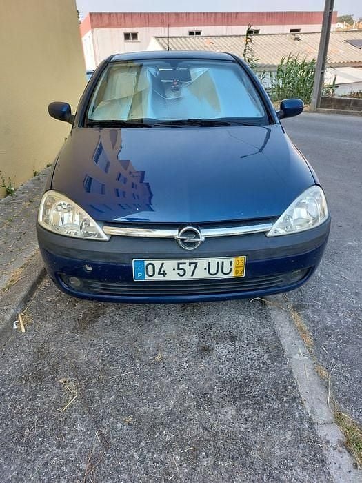 Usado 2003 Opel Corsa Sedan | € 1.350 (Super Preço) - Imagem 1/4