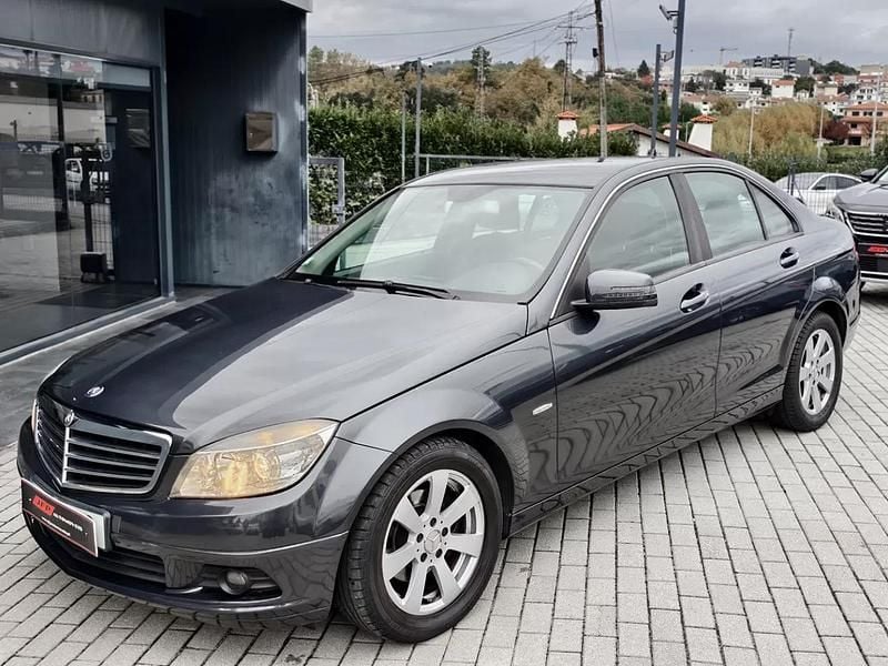 Cinzento Usado 2008 Mercedes C200 Sedan | € 9.900 (Super Preço) - Imagem 1/4