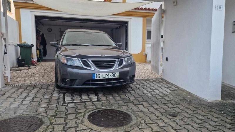 Cinzento Usado 2011 Saab 9-3 Carrinha | € 8.250 - Imagem 1/4