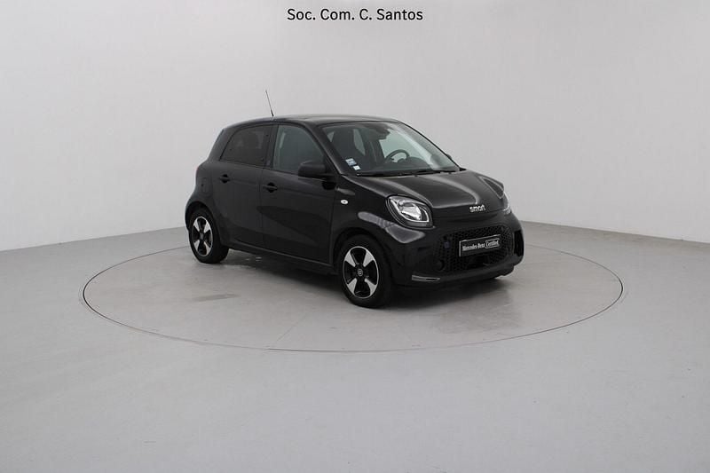 Usado Smart ForFour Electric Drive Passion 60 kW (82 HP) 2020 Preto Sedan