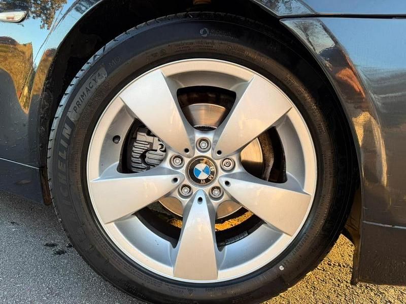 Usado BMW 520 Performance 163 HP (119 kW) 2006 Preto Carrinha