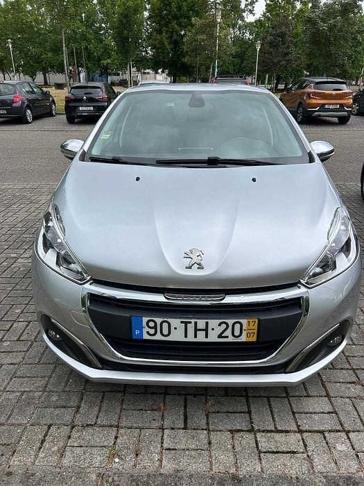 Usado 2017 Peugeot 208 Style Citadino | € 8.250 (Bom preço) - Imagem 1/4