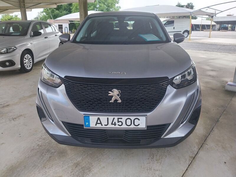 Cinza Usado 2021 Peugeot 2008 Active SUV | € 19.750 (Preço justo) - Imagem 1/4