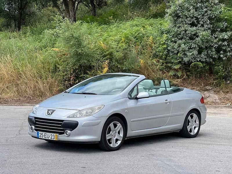Cinzento Usado 2007 Peugeot 307 CC Cabrios | € 5.200 - Imagem 1/4