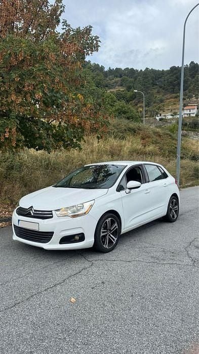 Usado 2012 Citroën C4 Sedan | € 6.000 (Preço justo) - Imagem 1/4