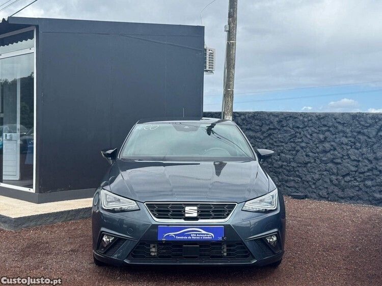 Azul Usado 2023 Seat Ibiza FR | € 18.900 (Preço elevado) - Imagem 1/1