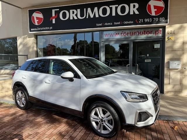 Branco Usado 2024 Audi Q2 SUV | € 30.750 (Preço justo) - Imagem 1/4