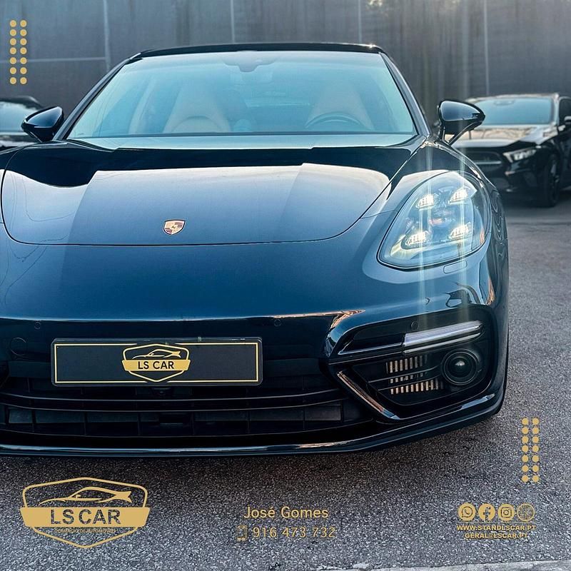 Usado Porsche Panamera Turbo S Executive 680 HP (500 kW) 2018 Azul Sedan