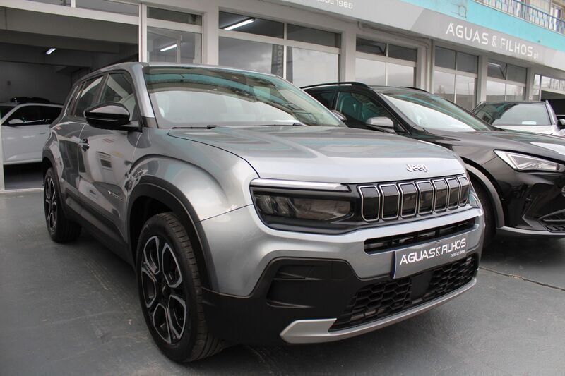 Antracite Usado 2024 Jeep Avenger Altitude SUV | € 22.990 (Preço justo) - Imagem 1/4