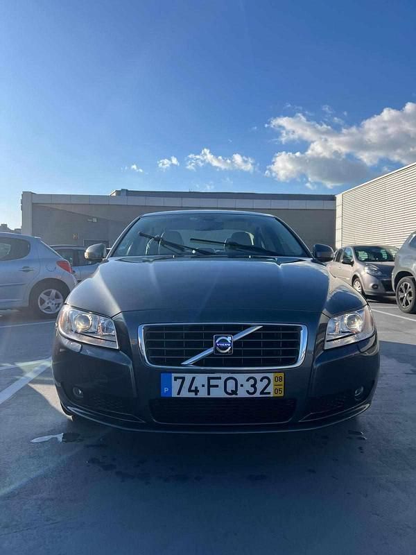 Cinzento Usado 2008 Volvo S80 Sedan | € 7.250 - Imagem 1/4