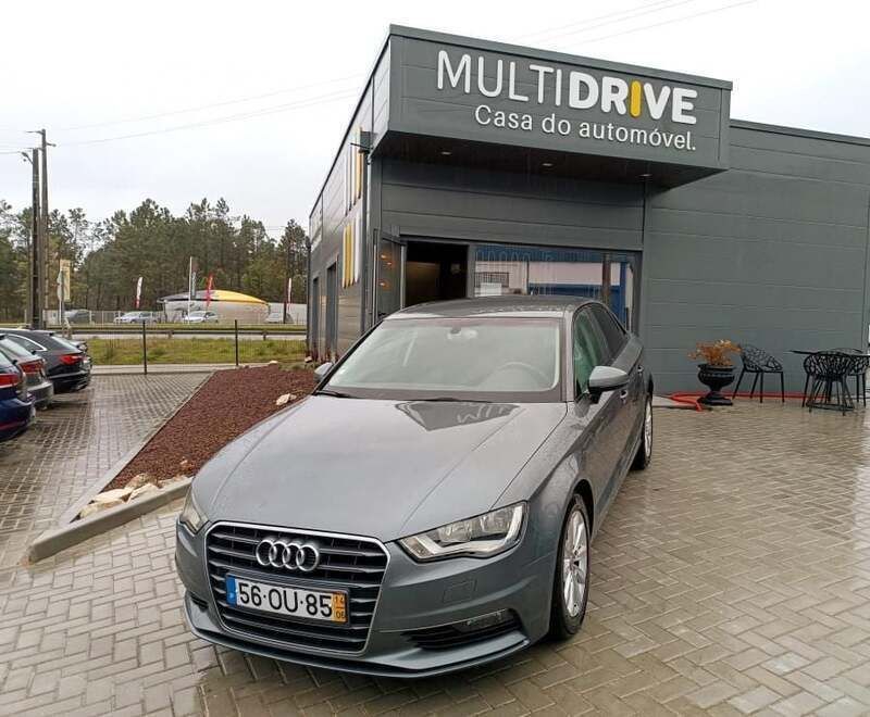 Cinza Usado 2014 Audi A3 Sport Sedan | € 11.990 (Preço elevado) - Imagem 1/4
