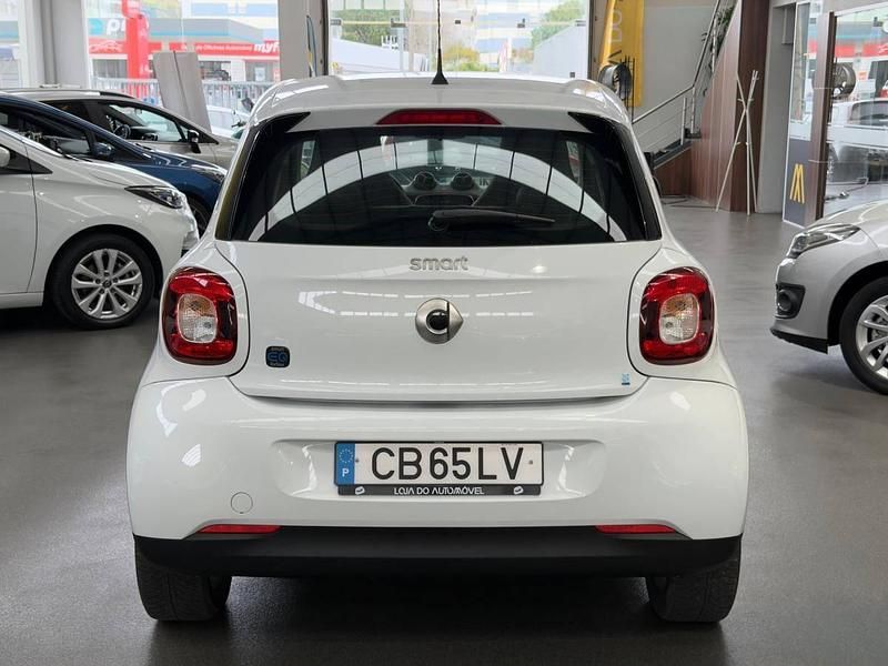 Usado Smart ForFour Electric Drive Passion 60 kW (82 HP) 2022 Branco