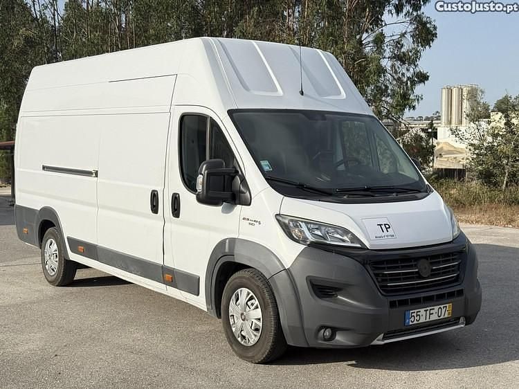 Usado Fiat Ducato 150 HP (110 kW) 2017 Branco Van