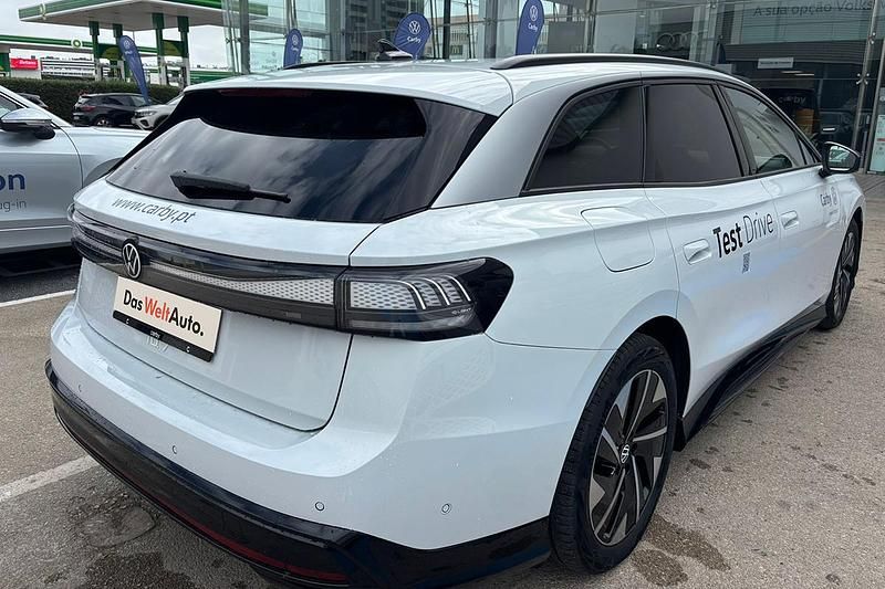 Usado VW ID.7 Pro 210 kW (286 HP) 2025 Branco Carrinha