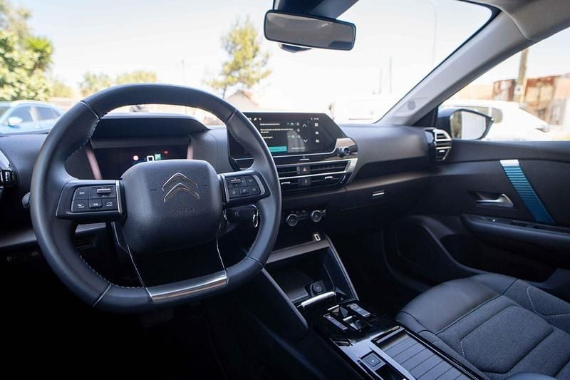 Cinza Usado 2021 Citroën e-C4 Feel | € 18.100 (Preço justo) - Imagem 1/4