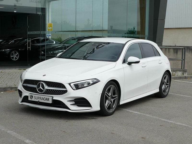 Branco Usado 2019 Mercedes A180 AMG line | € 22.990 (Preço justo) - Imagem 1/4