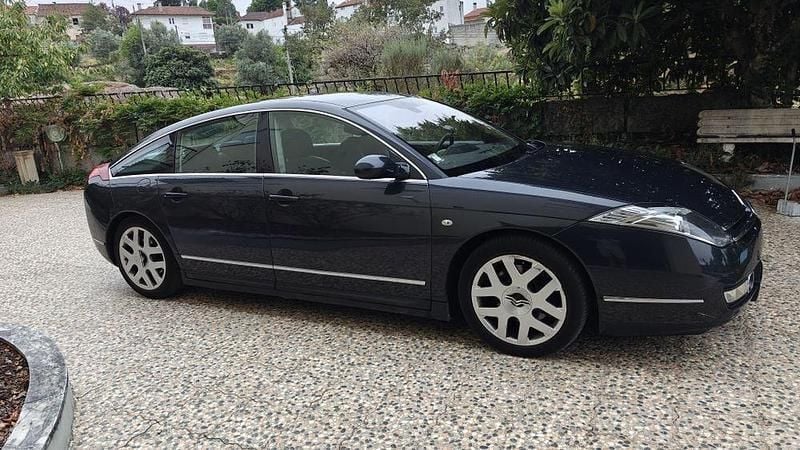 Usado 2007 Citroën C6 Sedan | € 13.500 - Imagem 1/4