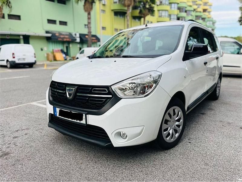 Usado 2019 Dacia Lodgy Monovolume | € 6.950 (Super Preço) - Imagem 1/4