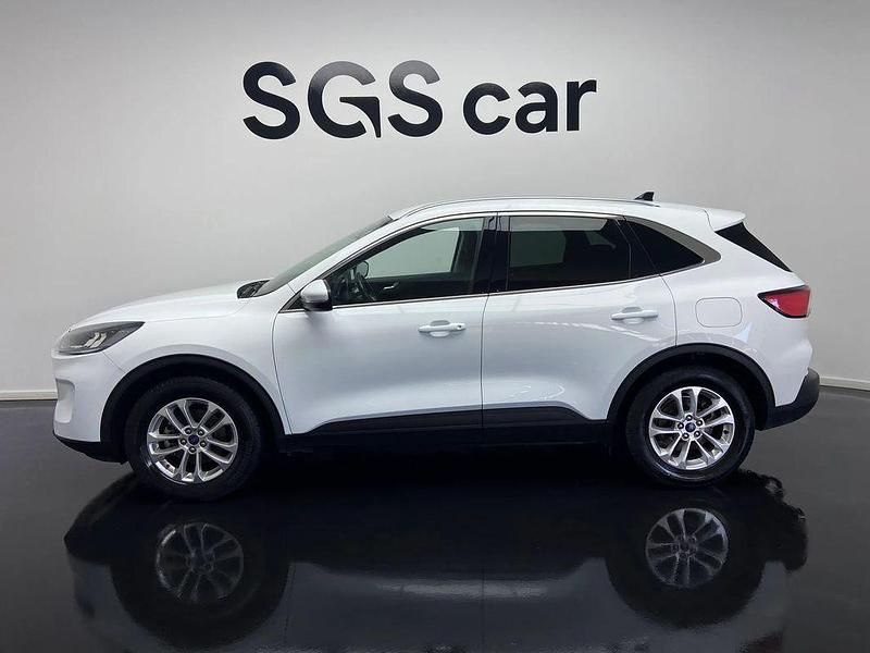 Usado Ford Kuga Titanium 120 HP (88 kW) 2020 Branco SUV