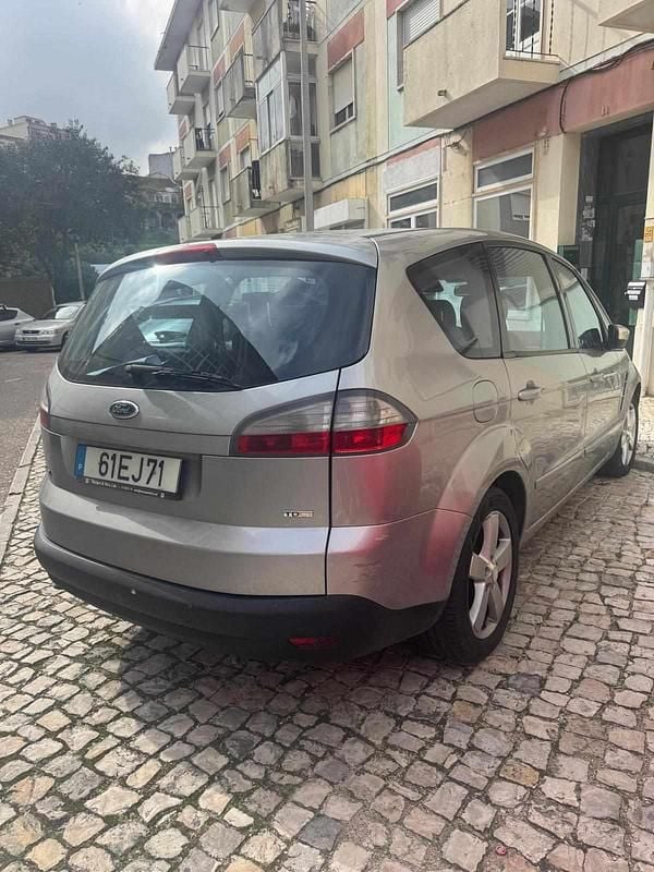 Usado Ford S-MAX S 140 HP (102 kW) 2007 Cinzento Monovolume