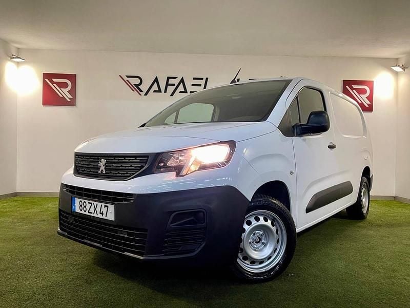 Branco Usado 2020 Peugeot Partner Monovolume | € 11.900 (Bom preço) - Imagem 1/4