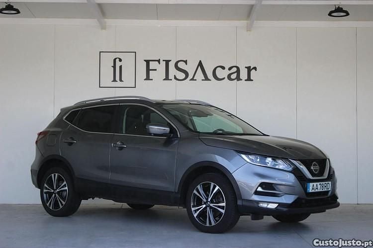 Cinza Usado 2020 Nissan Qashqai N-Connecta SUV | € 20.900 (Preço justo) - Imagem 1/1