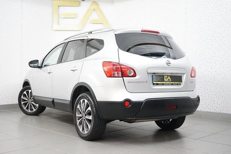 Usado Nissan Qashqai +2 106 HP (77 kW) 2009 Cinzento SUV