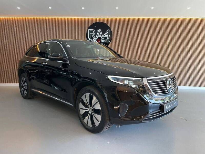 Preto Usado 2021 Mercedes EQC400 SUV | € 37.500 (Preço justo) - Imagem 1/4