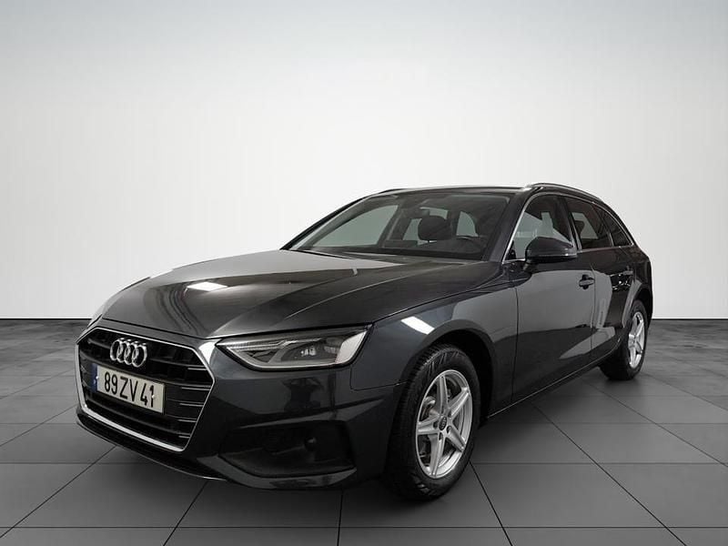 Cinza Usado 2020 Audi A4 Advanced Carrinha | € 25.900 (Preço justo) - Imagem 1/4