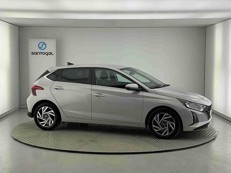 Cinza Usado 2025 Hyundai i20 Comfort | € 18.990 (Preço justo) - Imagem 1/4