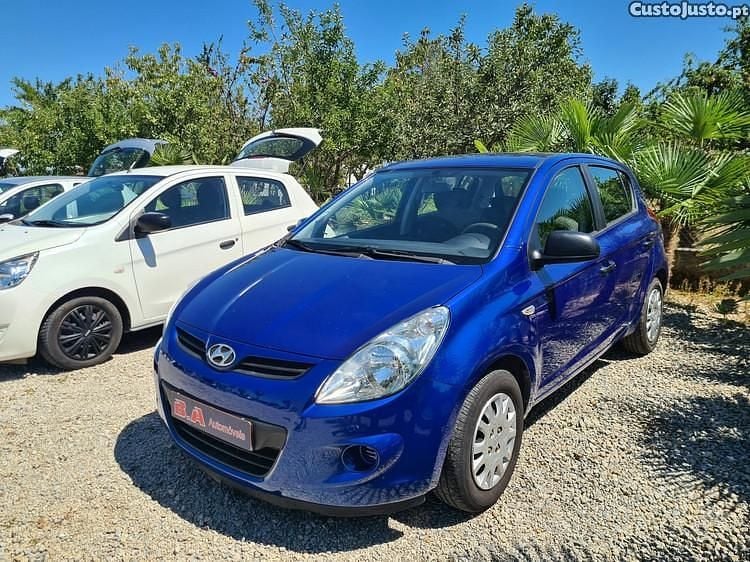 Azul Usado 2009 Hyundai i20 Citadino | € 4.800 - Imagem 1/1