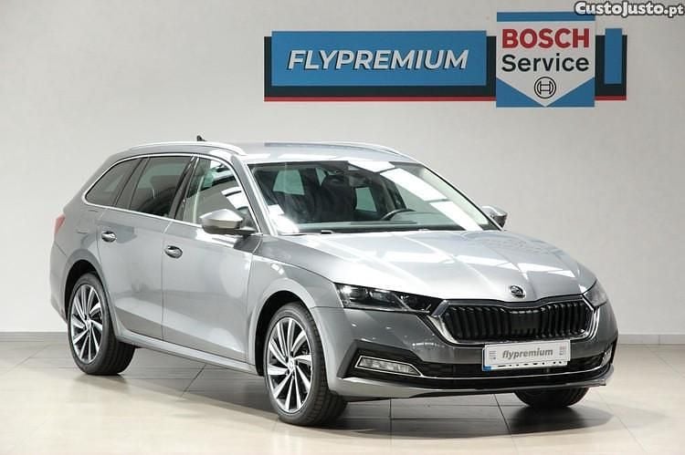 Cinza Usado 2024 Skoda Octavia Ambition Carrinha | € 31.750 (Preço justo) - Imagem 1/1