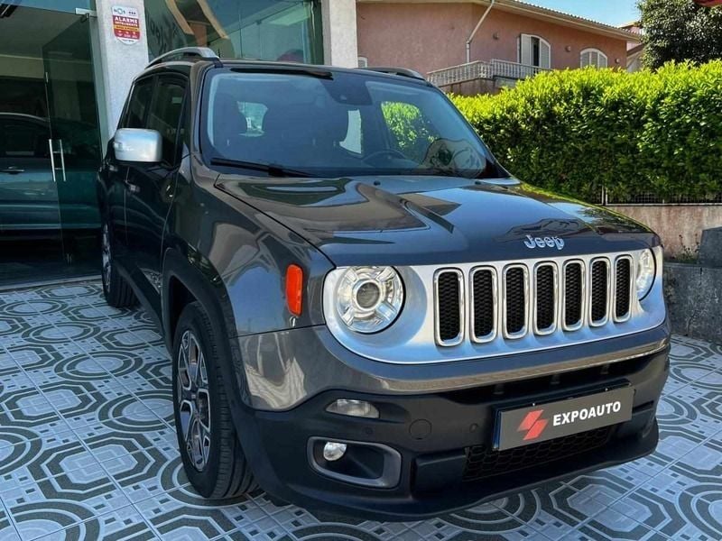 Cinzento cinzento Usado 2017 Jeep Renegade Limited SUV | € 15.800 (Preço justo) - Imagem 1/4