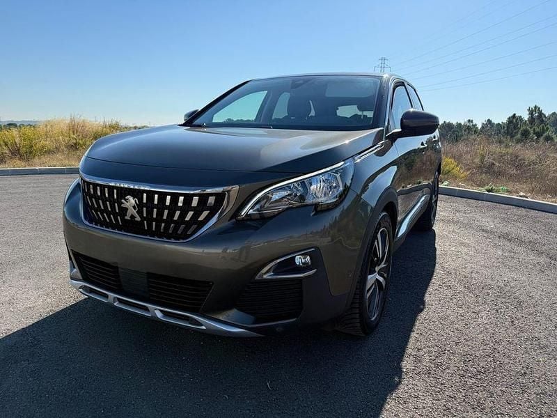 Usado 2017 Peugeot 3008 Allure Sedan | € 12.499 (Preço justo) - Imagem 1/4