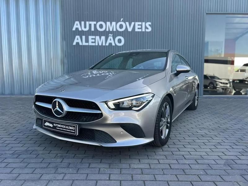 Cinza Usado 2020 Mercedes CLA180 Shooting Brake Style Carrinha | € 27.250 (Preço justo) - Imagem 1/4