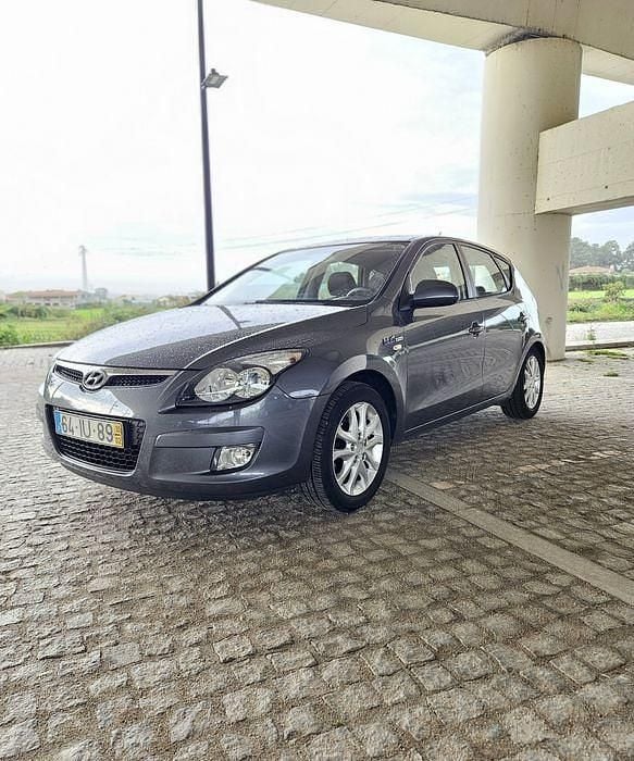 Usado 2010 Hyundai i30 Sedan | € 4.990 (Preço justo) - Imagem 1/4
