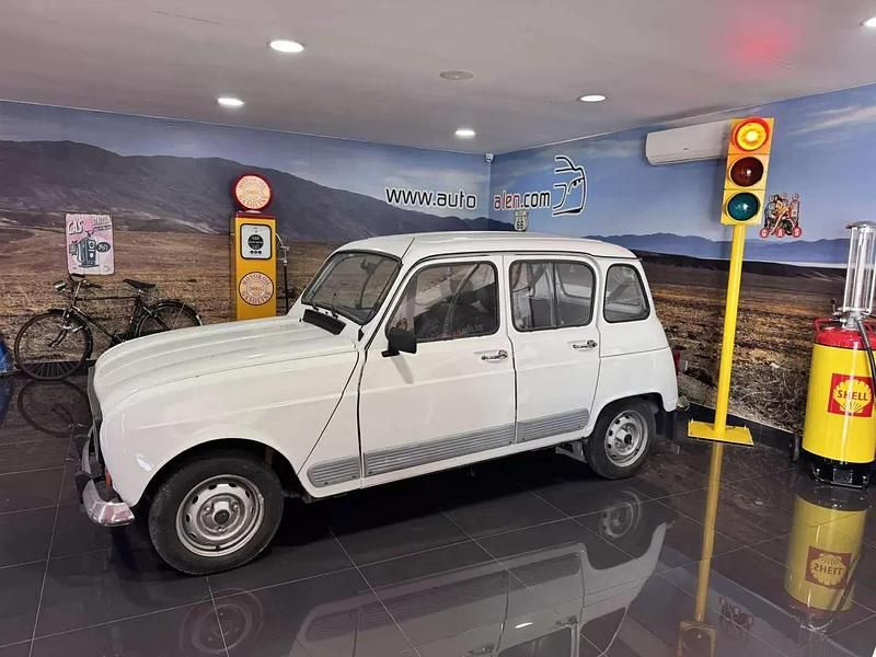 Branco Usado 1992 Renault R4 | € 6.000 - Imagem 1/4
