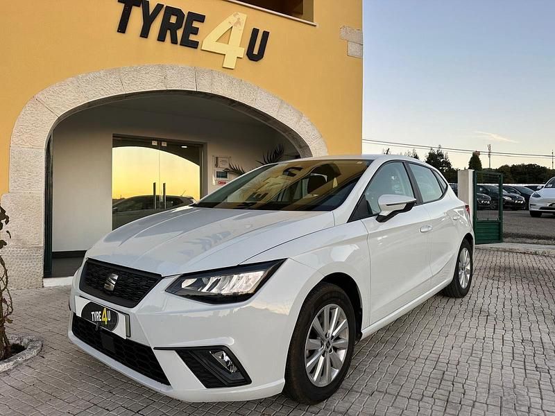 Branco Usado 2023 Seat Ibiza Style | € 15.900 (Preço justo) - Imagem 1/4