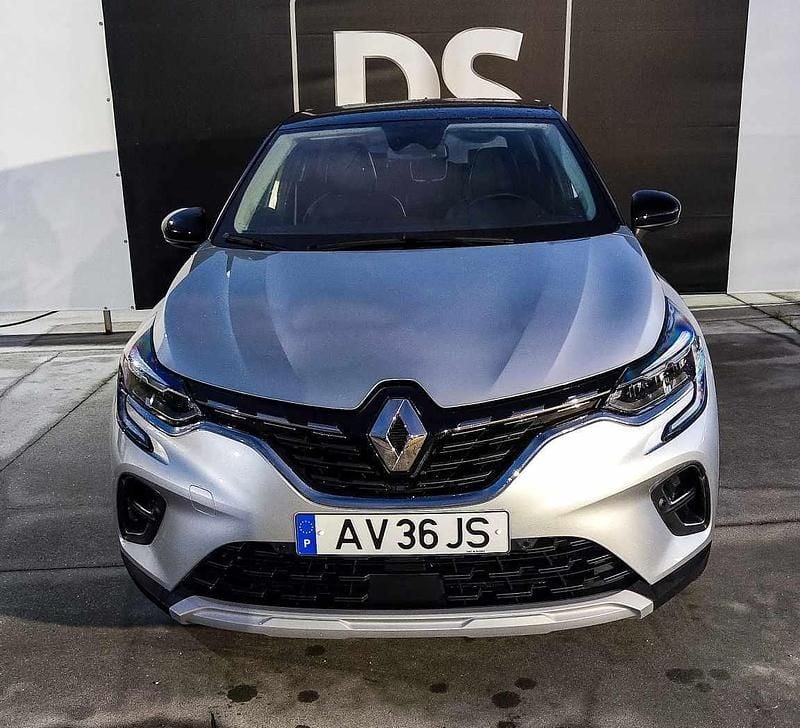 Usado Renault Captur Techno 90 HP (66 kW) 2022 Cinzento SUV
