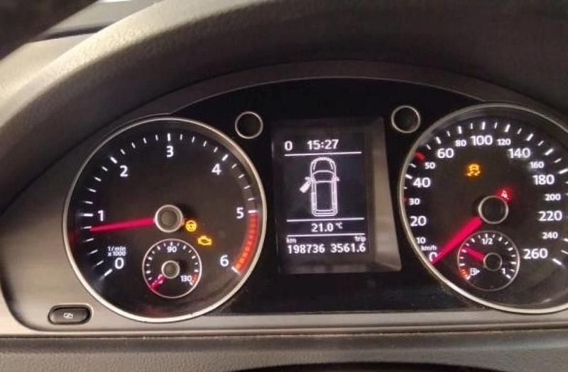 Usado VW Passat 105 HP (77 kW) 2012 Branco Carrinha