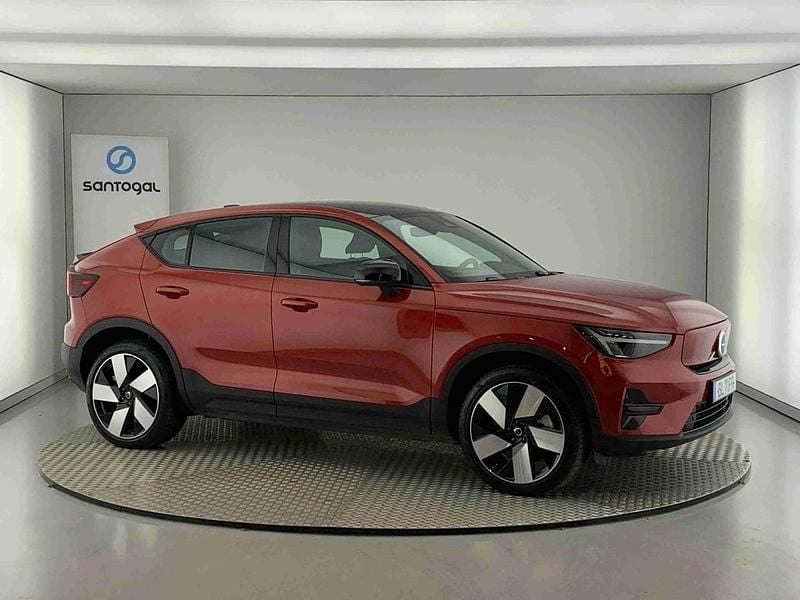 Vermelho Usado 2024 Volvo C40 SUV | € 43.490 (Preço justo) - Imagem 1/4
