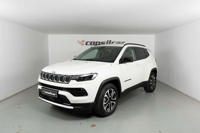 Branco Usado 2022 Jeep Compass Limited SUV | € 25.680 (Bom preço) - Imagem 1/4