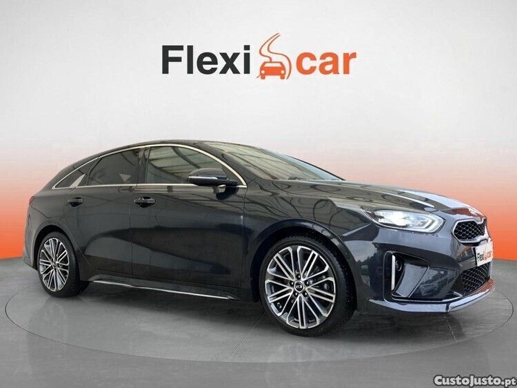 Cinza Usado 2019 Kia ProCeed GT-Line Citadino | € 20.890 (Super Preço) - Imagem 1/1