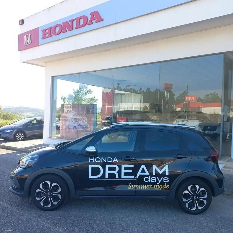 Usado Honda Jazz 109 HP (80 kW) 2022 Preto Citadino