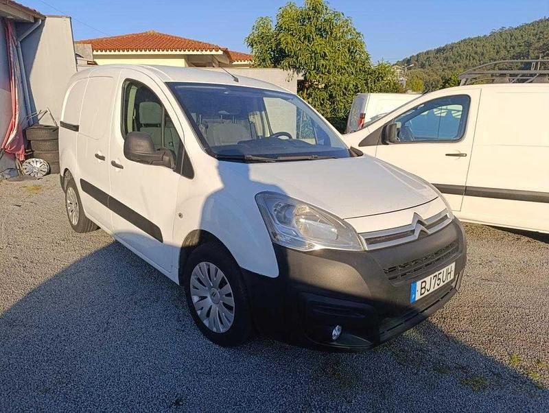 Usado Citroën Berlingo Exclusive 90 HP (66 kW) 2015 Branco Monovolume