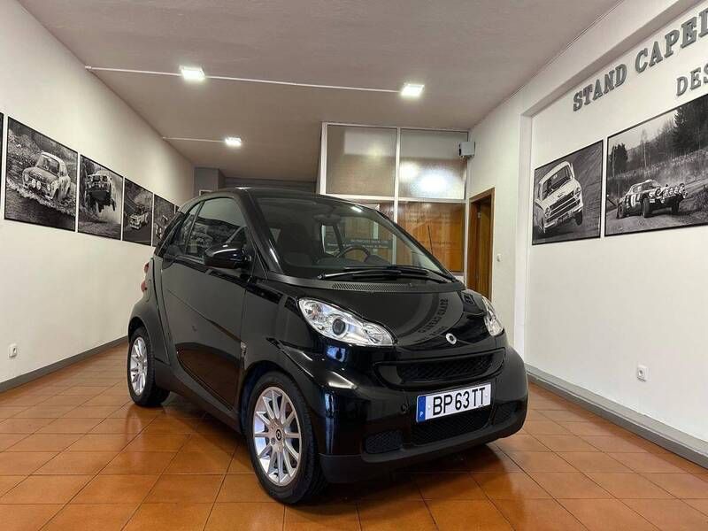 Usado Smart ForTwo Coupé Pure 61 HP (44 kW) 2011 Preto Coupé