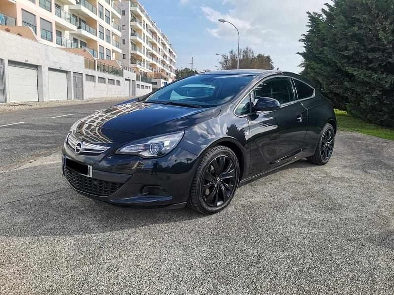 Preto Usado 2014 Opel Astra GTC Citadino | € 12.500 - Imagem 1/4