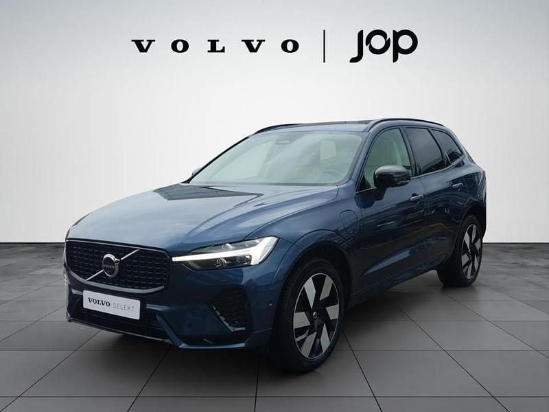 Azul Usado 2024 Volvo XC60 Plus SUV | € 58.900 (Caro) - Imagem 1/4