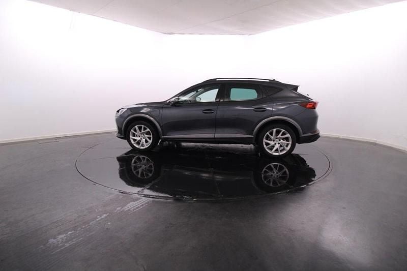 Usado Cupra Formentor 150 HP (110 kW) 2024 Cinzento SUV